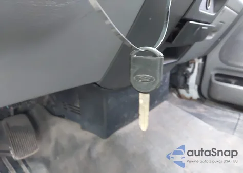 2006 Ford F-150 Stx/Xl/Xlt z USA, uszkodzony, nr VIN 1FTRF12236NB60380